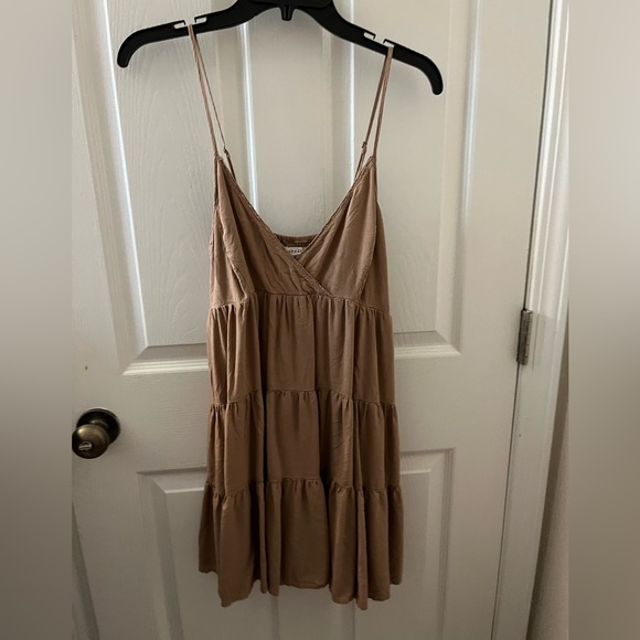 Dress - Picture 1 of 2